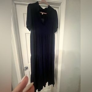 Crown & Ivy Puff sleeve, tiered maxi dress size L NWT